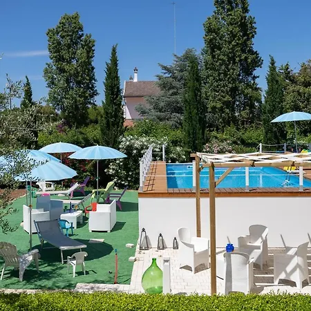 Casa Torre Di Specchio 2 Con Piscina Apartmán *