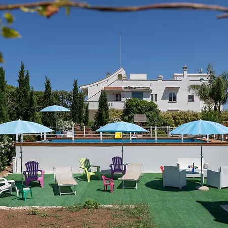 Casa Torre Di Specchio 2 Con Piscina Apartmán Bari