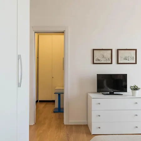 Casa Torre Di Specchio 2 Con Piscina * Μπάρι