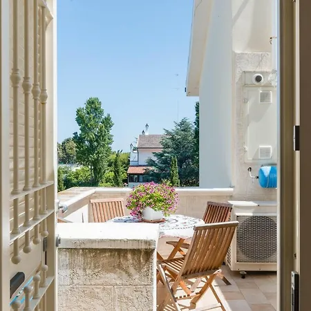 Casa Torre Di Specchio 2 Con Piscina Bari