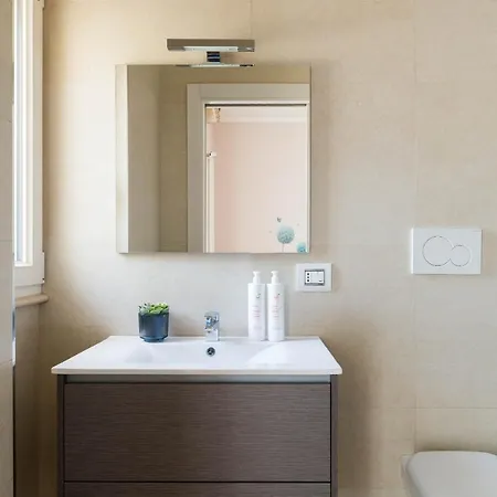 아파트 Casa Torre Di Specchio 2 Con Piscina