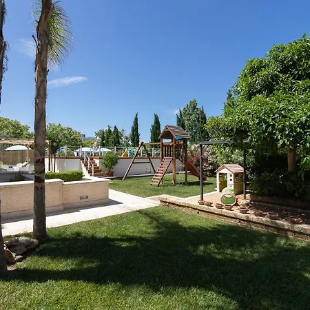 Casa Torre Di Specchio 2 Con Piscina * 바리