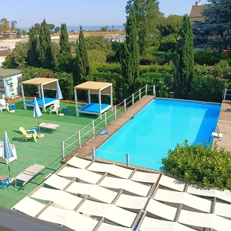 아파트 Casa Torre Di Specchio 2 Con Piscina 바리